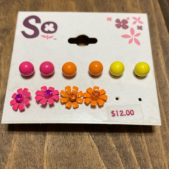 Earrings by SO - 5 pairs - brand new - Picture 3 of 6
